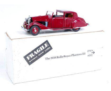 Franklin Mint 1/24th scale Diecast Group, 4 Boxed Examples, to include 1932 Cadillac V-16 Sport Phaeton, 1927 Stutz Black Haw