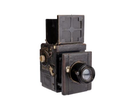 A Thornton Pickard Rubyette No.2 Reflex Camera, 1934, black, with Boyer Paris Saphir f/4.5 150mm lens, black, serial no. 7546