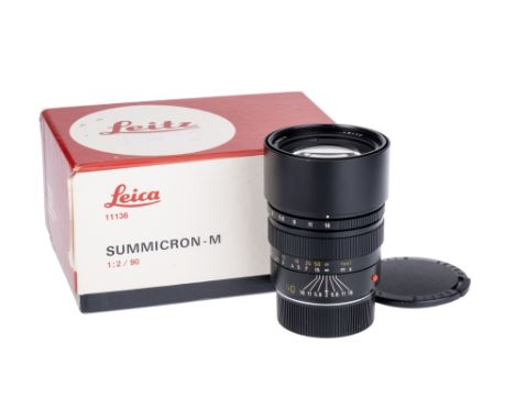 A Leitz Summicron-M f/2 90mm Lens, black, serial no. 3298854, body, G, elements, VG, some light internal haze, complete with 