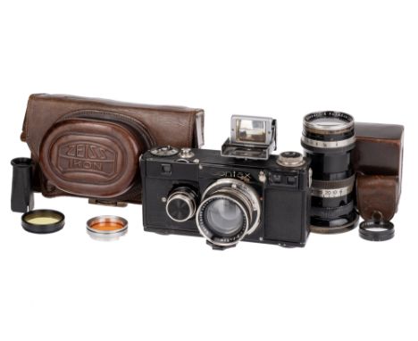 A Zeiss Ikon Contax Ic Rangefinder Camera, 1932-36, black, serial no. V89411, with Carl Zeiss Jena Sonnar f/2 50mm lens, blac