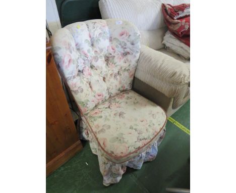VINTAGE BUTTON BACKED BEDROOM CHAIR WITH FOLIATE UPHOLSTERY