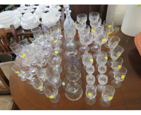 DECANTER AND ASSORTED GLASS DRINKING VESSELS INCLUDING EIGHT GOBLETS, SUNDAE DISHES ETC