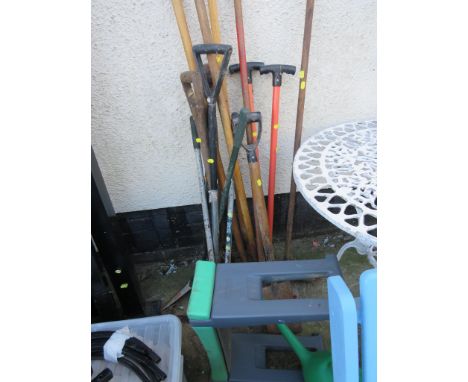 LONG HANDLED GARDEN TOOLS, PLASTIC KNEELER AND WATERING CAN