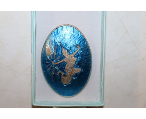 A large enamelled Sterling silver brooch, 12gms 