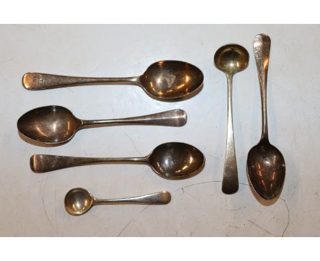 Four silver teaspoons and two silver cruet spoons 79gms 