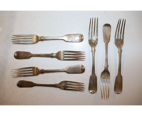 Seven various silver forks, approx. total weight 307gms 