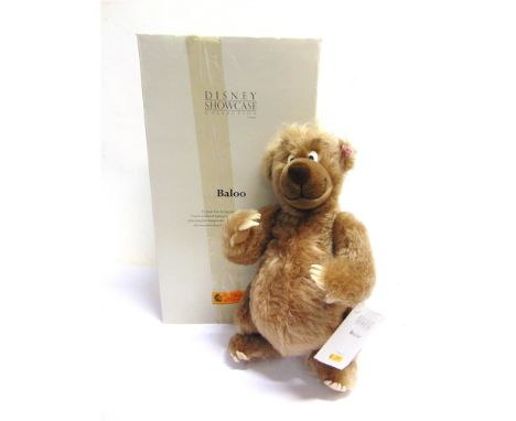 A STEIFF DISNEY SHOWCASE COLLECTION, THE JUNGLE BOOK 'BALOO'  (EAN 680267), pale brown, limited edition 1890/3000, with swing