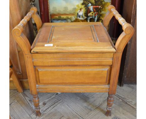 A Satinwood commode