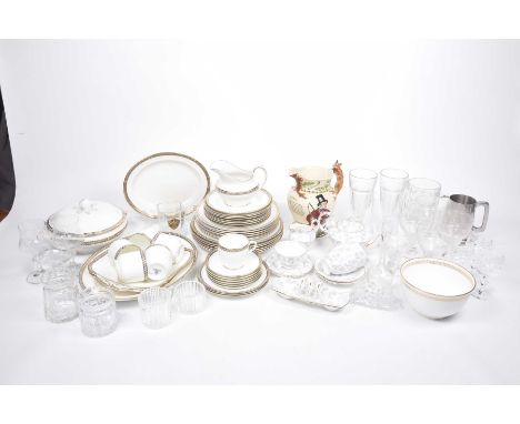 A quantity of George Jones & Sons crescent chine tea and dinner waresTo include dinner plates, side plates, cups and saucers,