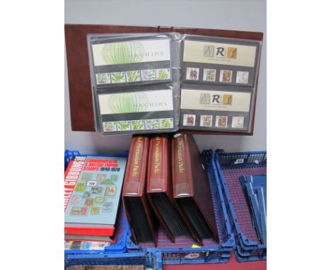 Over Two Hundred G.B. Royal Mail Mint Presentation Packs 1986-2004, with gaps and much duplication. Many first class N.V.I. b