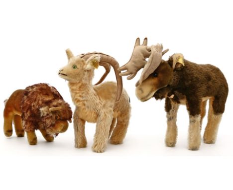 3 Steiff-Tiere: Bison, Elch und Steinbock. 2x mit K und F. L. bespielt. 50er/60er Jahre. H. 15 bis 26 cm..