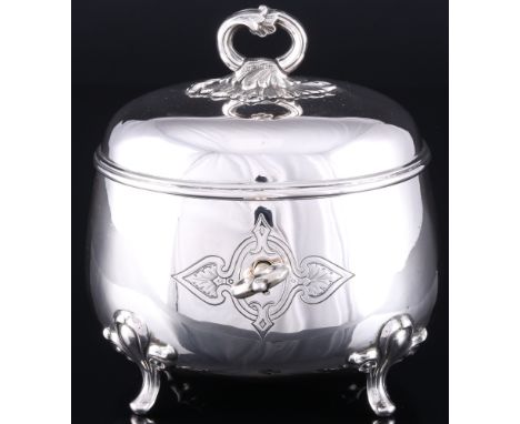 Jugendstil 800 Silber Deckeldose, silver lidded box art nouveau,Silber, gestempelt 800 + WP Meistermarke, Deckeldose mit fron