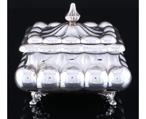 835 Silber Deckeldose Art Deco, silver lidded box,Silber, gestempelt 835, H 11,5 cm x L 13,5 cm x T 11,5 cm, Gewicht 405 Gram