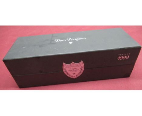 Claire Sweeney Collection - Dom Perignon 1999 Moet Et Chandon a Epernay Champagne vintage 1999, unopened in presentation case