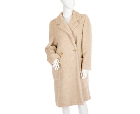 Max Mara, a ladies' wool alpaca coat, featuring a notched lapel collar, button fastening and two outer patch pockets, labelle