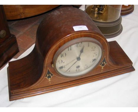 A Nelson's hat mantel clock