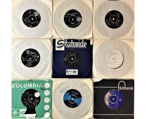NORTHERN/SOUL/MOTOWN - 60s UK ORIGINAL 7". Killer cuts with 9 x  60s UK original 7" included here. Titles are The Astors - Ca