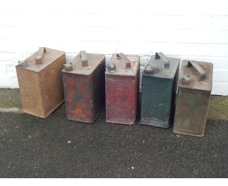 A military issue petrol can 1953, Pratt's petrol can, Shell Mex petrol can and two BP petrol cans, (5).