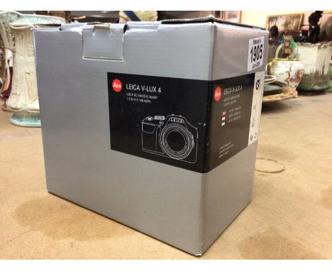 A Leica V-Lux 4 camera in full working order