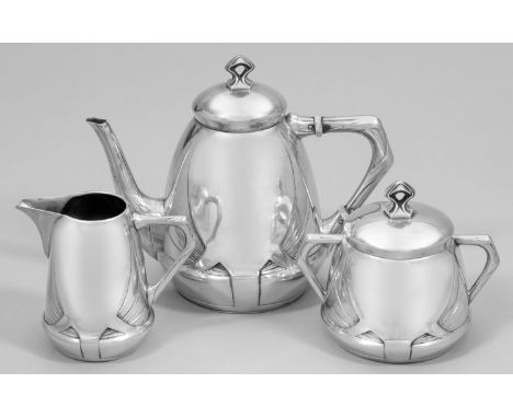 Jugendstil-Teeservice Silber. 3-tlg.; Teekanne, Zuckerdose und Sahnegießer. Ovoid gebauchter, glatter Korpus. Passig geschwei