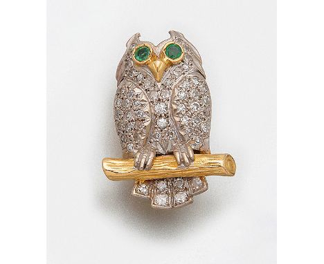 Charmante "Uhu"-Brosche mit Diamanten Gelbgold, teilw. mit Weißgold verbödet, gest. 750. Schauseitig ausgefasst mit Brillante