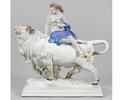 Große Figurengruppe "Europa auf dem Stier". Originaltitel Über rechteckigem, naturalistisch gestaltetem Sockel die auf einem 