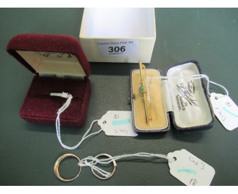 An Edwardian topaz and seed pearl bar brooch, together with a single stone ring in 9ct white gold and two further gem set rin