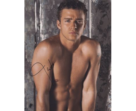 TIMBERLAKE JUSTIN: (1981-&nbsp;&nbsp;&nbsp;&nbsp; ) American singer &amp; songwriter. Signed colour 11 x 14 photograph of the