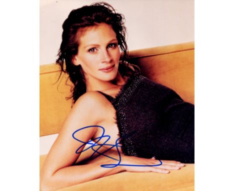 ROBERTS JULIA: (1967-&nbsp;&nbsp;&nbsp;&nbsp; ) American actress, Academy Award winner. Signed colour 8 x 10 photograph of Ro