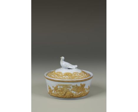 A SMALL BLUE STAFFORDSHIRE POTTERY GAME DISH AND COVER with monochrome transfer printed hunting scenes and a game bird finial