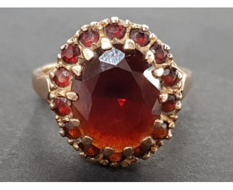 LADIES 9CT GOLD RUBY CLUSTER RING WEIGHT 5G SIZE O 1/2