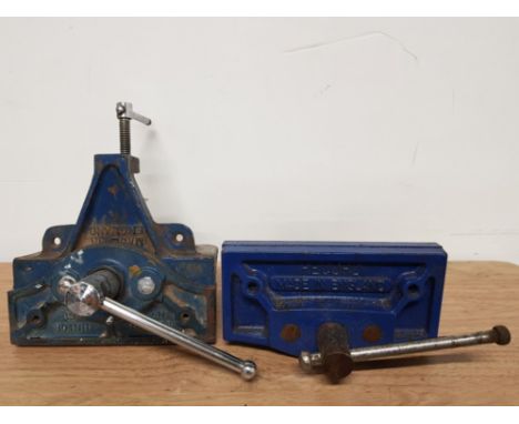VINTAGE RECORD JUNIOR 51 BENCH VICE TOGETHER WITH RECORD 19H7 BENCH VICE