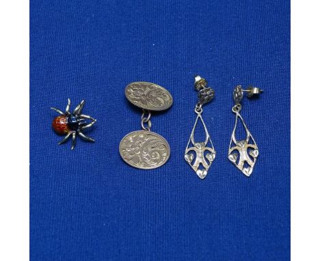 A pair of 14ct gold drop earrings, a 14ct gold and enamel bud design brooch, 3.5g, and a single 9ct gold and engraved cufflin