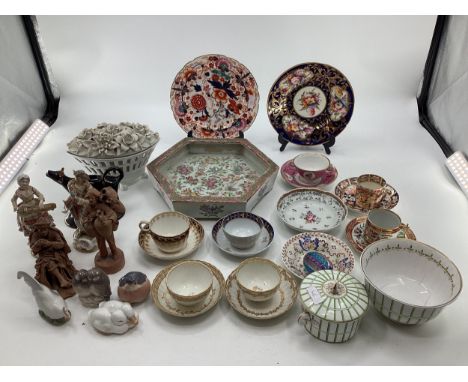 A collection of mixed mainly 19th century ceramic items to include a famille rose planter base, a cow creamer and other items
