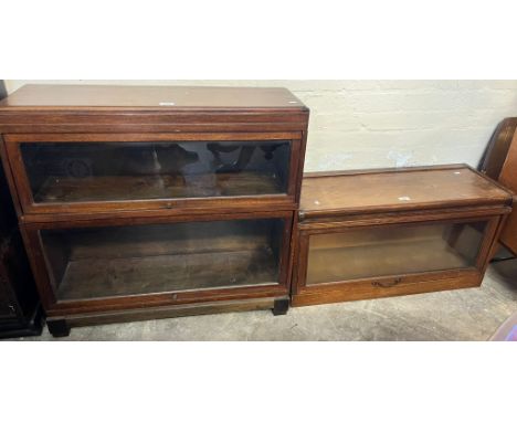 Early 20th century mahogany Globe Wernicke two sectional bookcase, together with an early 20th century oak single sectional W