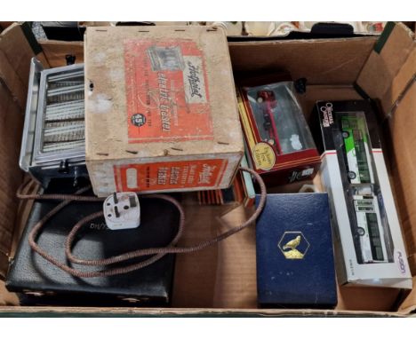 Box of oddments to include: vintage Hotpoint glass sided turnover electric toaster in original box, vintage fishing reel, Cor