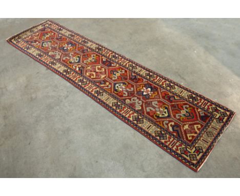 Persian vintage Afshar runner in wool || Perzische vintage Afshar - loper  -  305 x 73 cm 