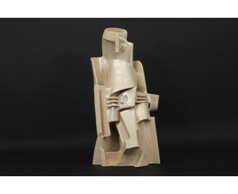 cubist sculpture in ceramic with "MJV" monogram on the bottom || MJV sculptuur in keramiek met een kubistisch uitgewerkte voo