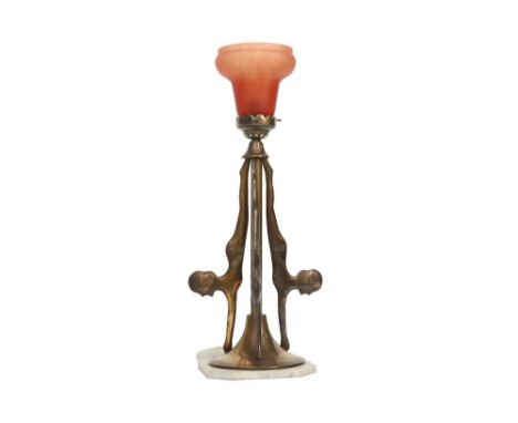 Art Deco lamp in bronze with three musing women || Art Deco-lamp in brons versierd met drie mijmerende vrouwen  -  hoogte : 5