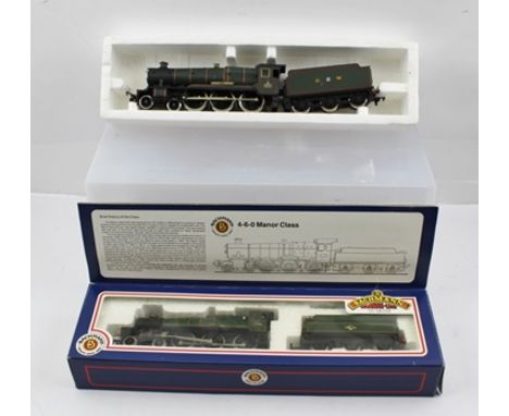 A DAPOL "00" GAUGE MODEL OF A GW 4-6-0 COUNTY CLASS LOCOMOTIVE AND TENDER, County of Chester, in GWR livery, together with a 