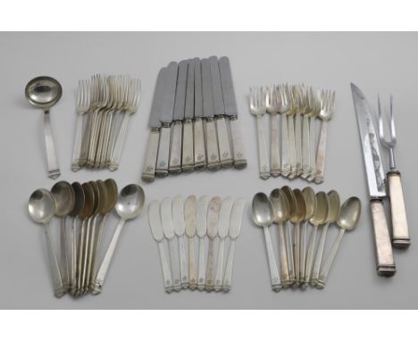 A LATE 20TH CENTURY NORTH AMERICAN PART-SERVICE OF FLATWARE &amp; CUTLERY Hampton pattern, to include:- Eight soup spoons, ei