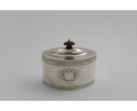 AN EARLY 20TH CENTURY TEA CADDY with a navette outline, bright-cut borderwork &amp; a domed cover with a flush hinge and a wo