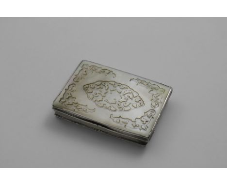 A GEORGE I MOTHER OF PEARL-MOUNTED SNUFF BOX of rectangular outline with reeded borders, the base with engraved decoration, t