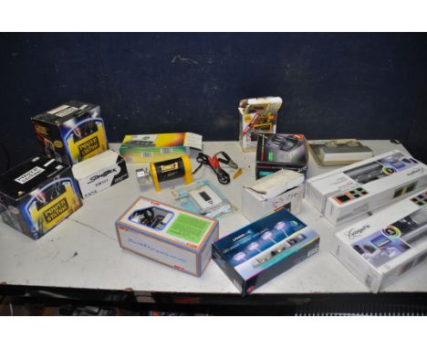 A COLLECTION OF BATTERY CHARGERS AND POWERPACKS, to include two Power station 6 volt lantern battery chargers, Innovations ba