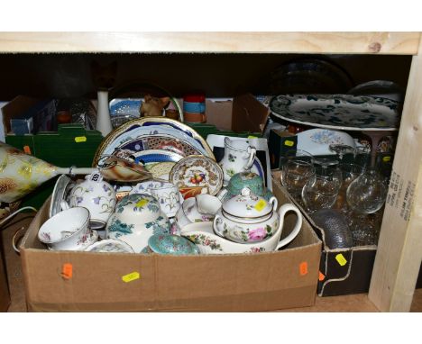 FOUR BOXES OF ASSORTED CERAMICS AND GLASSWARE INCLUDING SPODE, WEDGWOOD AND ROYAL ALBERT, a Mason's green and white 'Willow' 