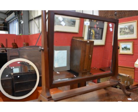 An Edwardian mahogany dressing mirror 