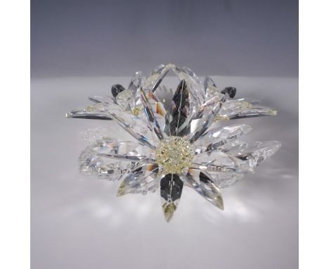 Beautiful Swarovski Flower Arrangement Maxi, model number 252976, designed by Michael  Stamey. Introduced in 2000 and retired