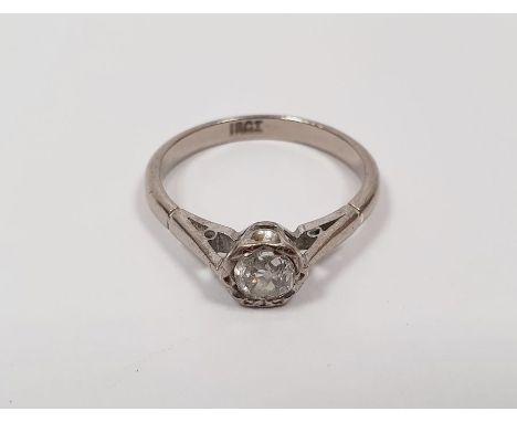 18ct white gold solitaire ring in slight illusion setting, the stone approximately 0.4ct 