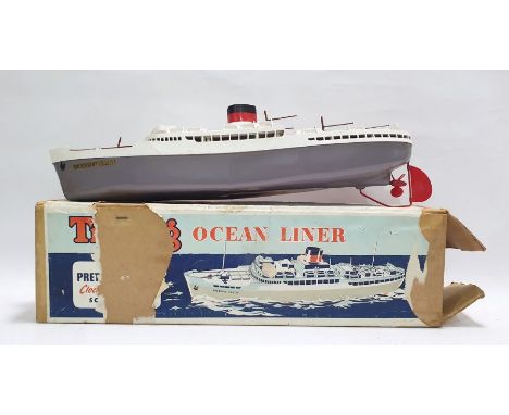 Triang plastic model ocean liner, clockwork and to scale, with original box 