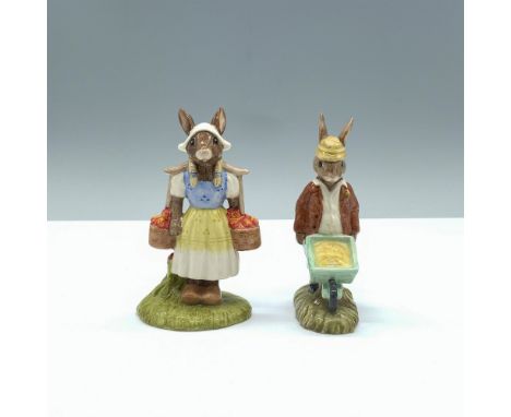 This glossy porcelain Bunnykins duo includes: Dutch Bunnykins DB274, edition 888 of a limited edition of 2000 from the Bunnyk